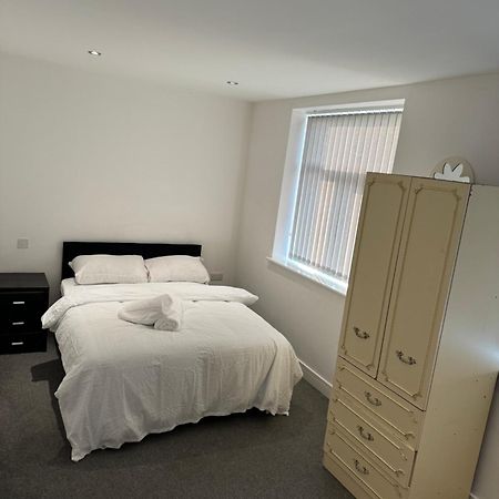 2 Bedroom Apartment In Doncaster City Centre Exterior foto